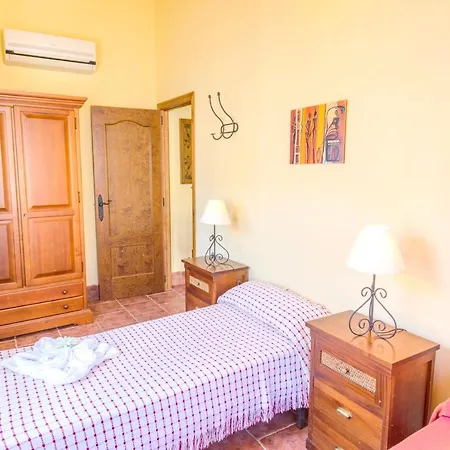 Villa Spacious In Rivero De With Private Pool.