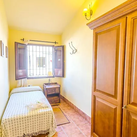 Spacious In Rivero De With Private Pool. *